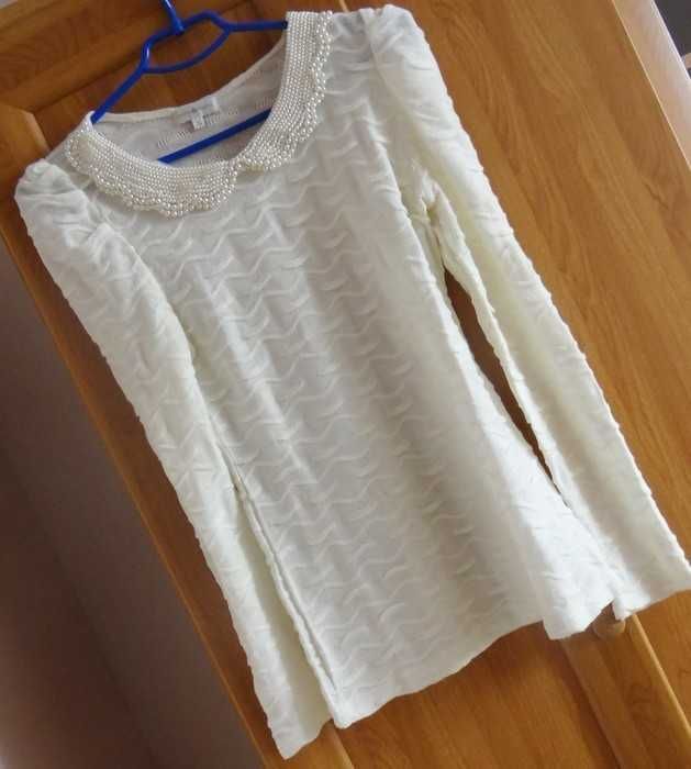 Sweter z kołnierzykiem z pereł Cache Cache r. M