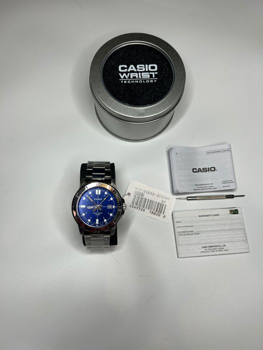 Оригінальний чоловічий годинник Casio MTP-VD01D-2E часы касио оригинал