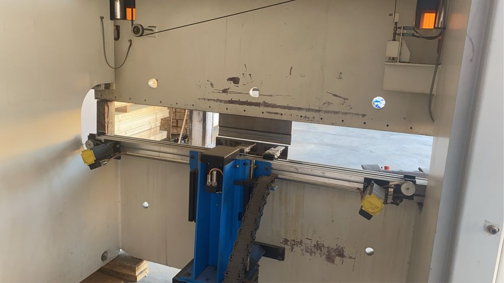 Гибочний станок LVD