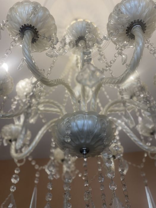 Продам люстру - 4500 гривен