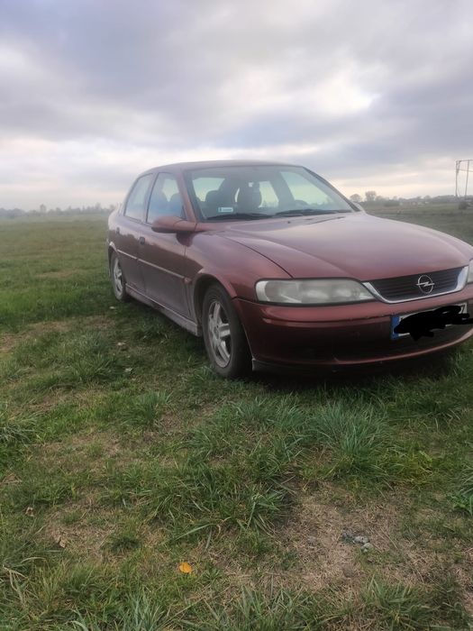 Opel Vectra B...
