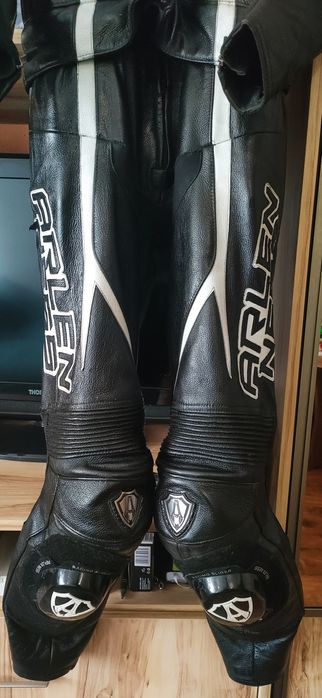 Kombinezon motocyklowy