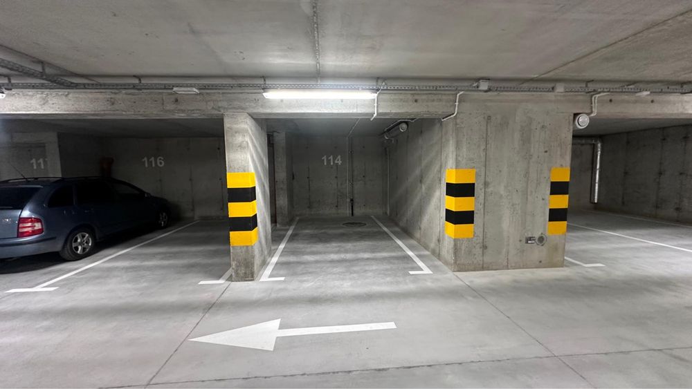 Garaż Miejsce postojowe -2 Staszica Koszalin Nowe bloki rejon EMKA
