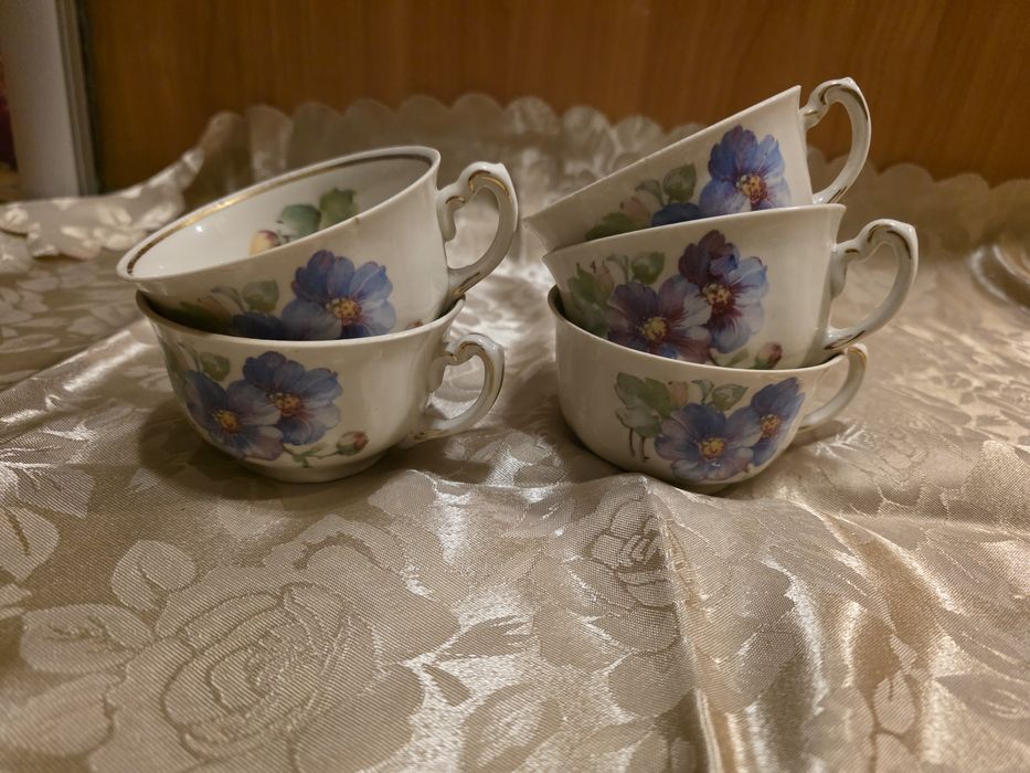 Filiżanki chodzież