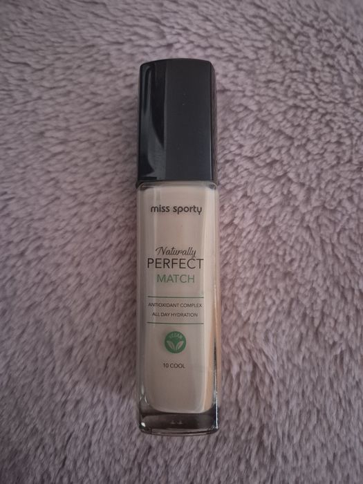 Miss Sporty Naturally Perfect Match podkład do twarzy wegański 10 cool