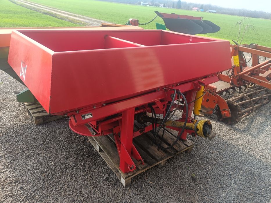 Rozsiewacz Lely Tulip Centerliner 1200l
