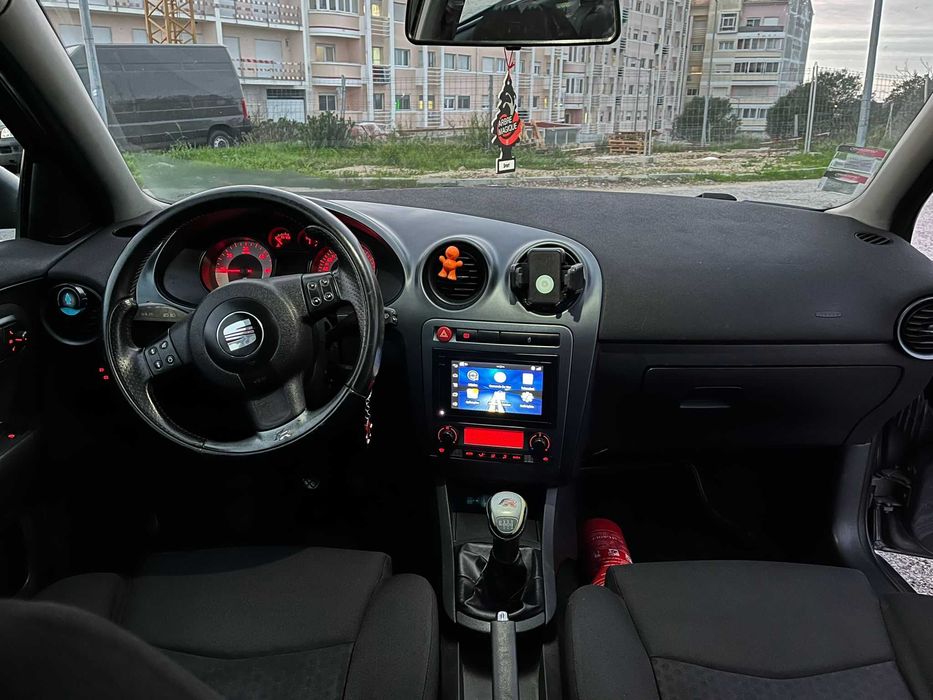 Seat Ibiza 6L FR - PD 130 - 5 Lugares