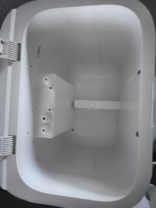 Robot sprzątający Dreame L40 Ultra AE biały mopowanie stacja czyszcząca