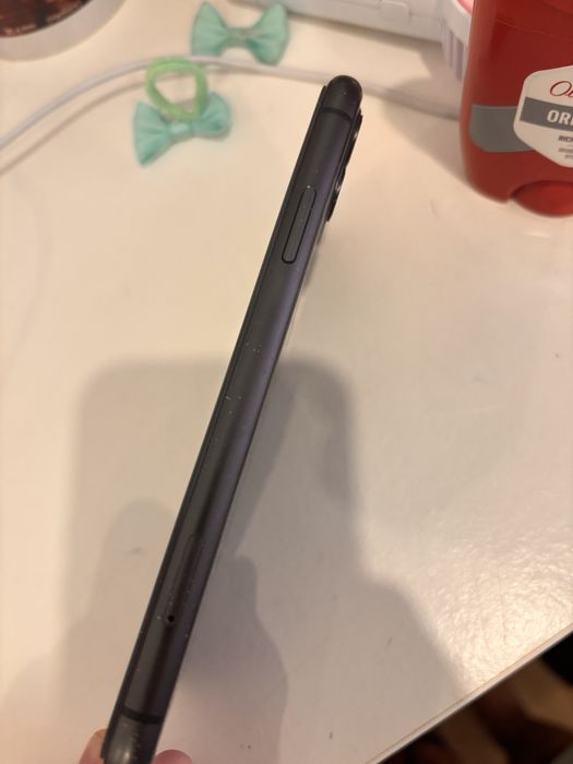 Iphone 11 usado.