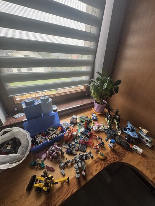 Bardzo dużo klocków lego w czym karton 15 kg lego