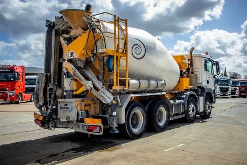 Вантажний автомобіль MAN TGS 32.400BB+LIEBHERR 8M³+BAND/TAPIS 16m