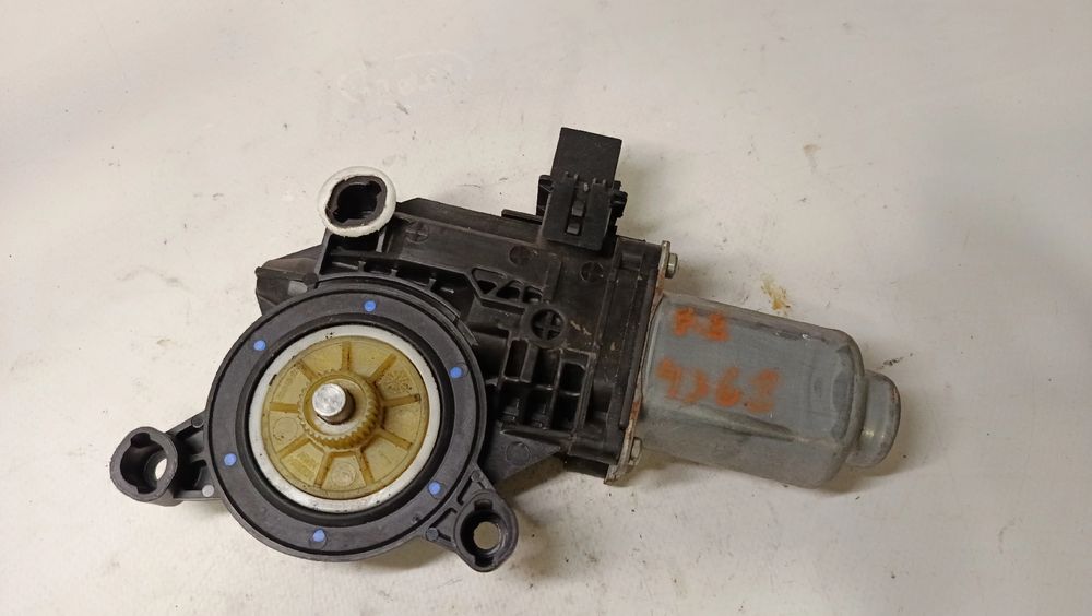 Motor vidro frente esquerdo SKODA Fabia II Break (545, 5J)