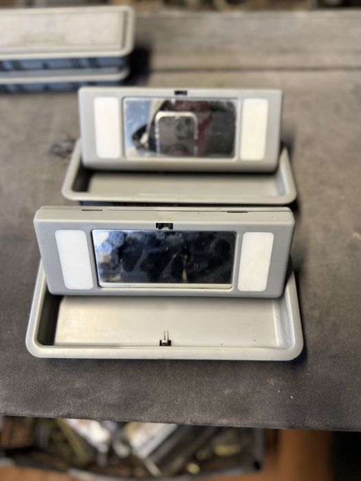 Задні плафони в потолок,стелю w140 мерседес хороші без поломок