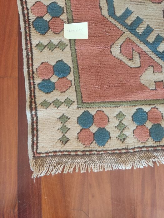 Tapete de lã artesanal