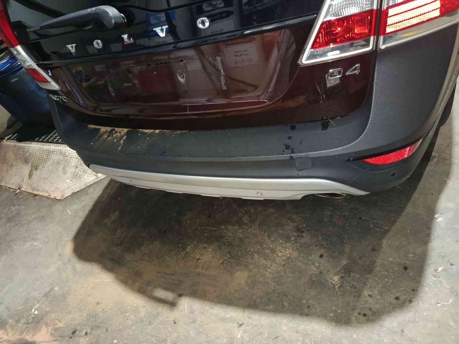 Pára-choques trás VOLVO XC70 II