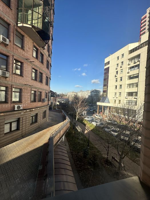 Пряма пропозиція! Продаж Будівлі. Ст. Метро Печерська.