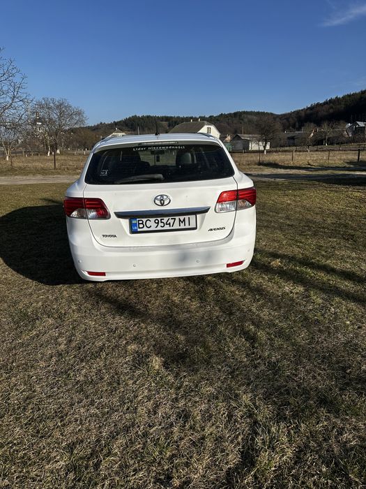 Тойота 2013 рік.