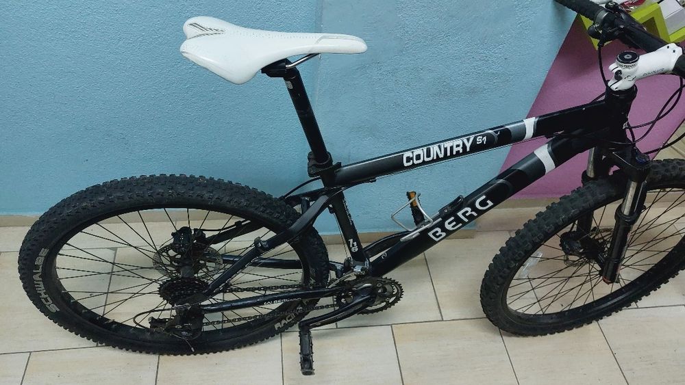 Bicicleta Berg impecável