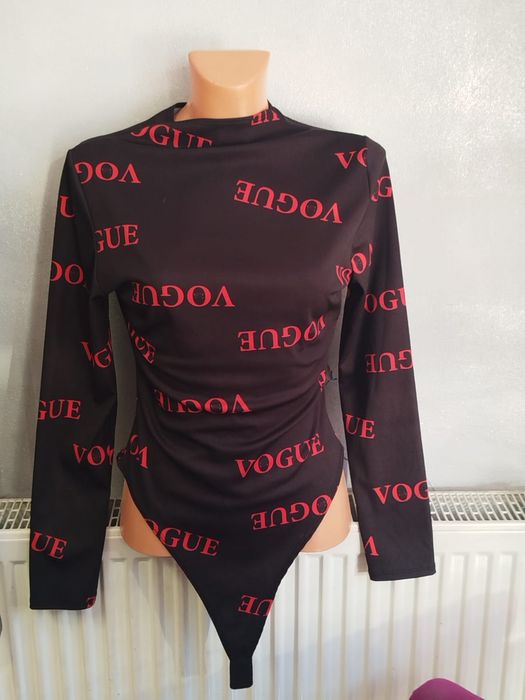 Body vogue czarno czerwone