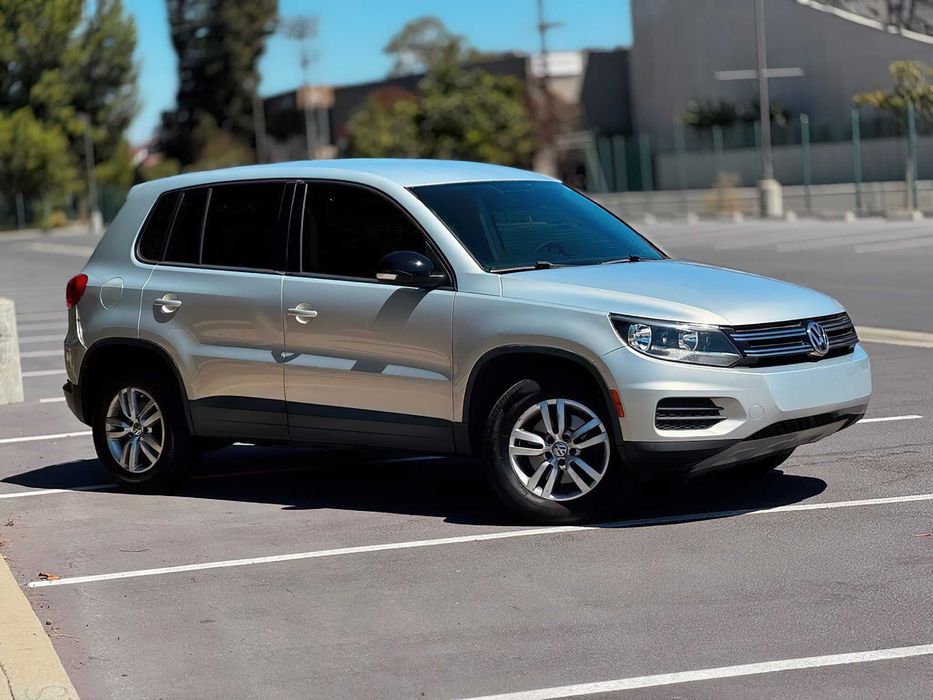 Volkswagen Tiguan      2013