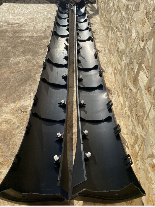 Tesla Y Накладка порога арки крила