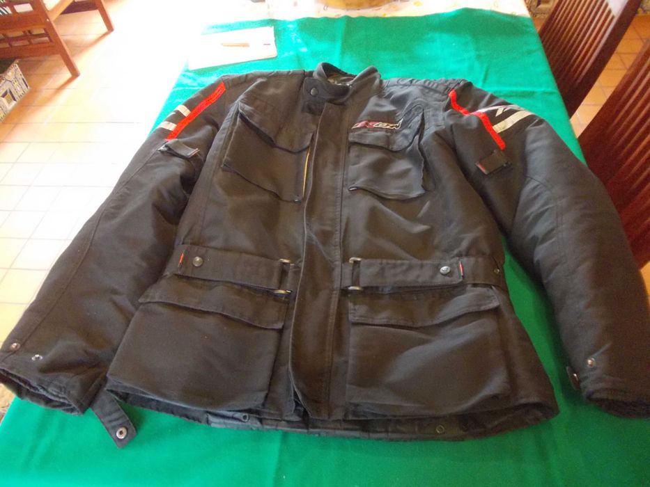 Blusão Motard  Proteção Cotovelos Ombros e Costas IXON