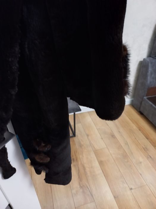 Продається шуба з бобрика