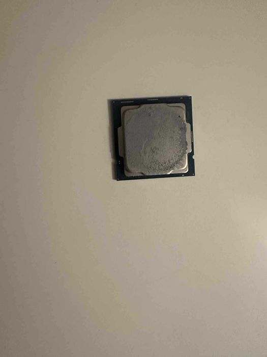 Procesor Intel i3-10100f+ chłodzenie procesora