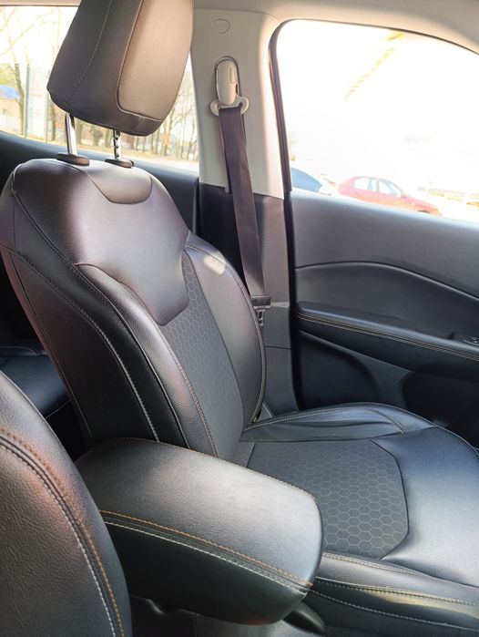 Продам Jeep Compass