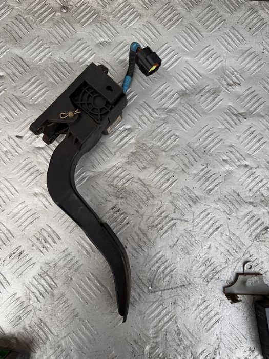 Педаль газа газ 25 диз Kia Pregio 2002 Киа престижио