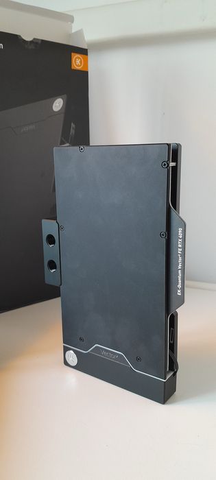 Bloco Water Cooler Ek-Quantum Vector2, FE RTX 4090 - Nickel + Acetal