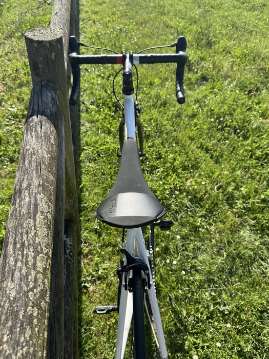 Bicicleta de estrada Btwin Triban 3