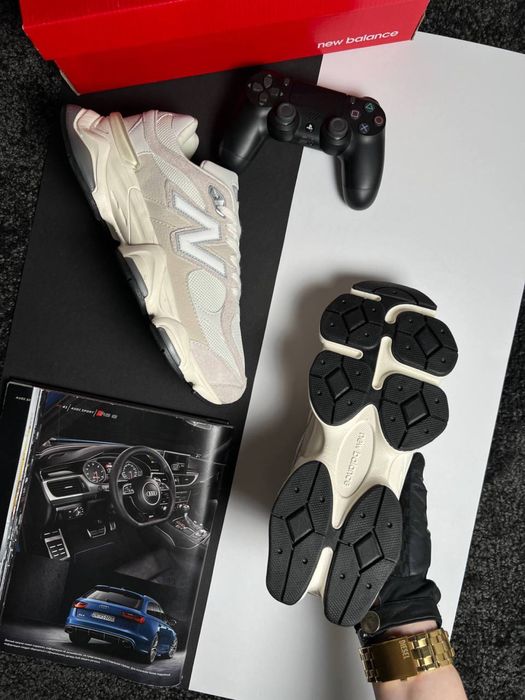 Чоловічі кросівки нью беланс New Balance 9060 Beige Grey [41-45]