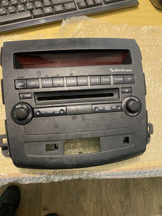 Панель магнітоли Оutlender XL