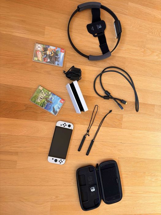 Nintendo Switch Oled, Gry + dodatki