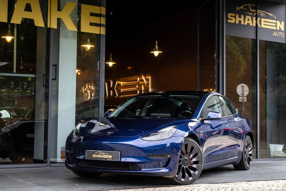 Tesla Model 3 Long Range AWD Dual Motor Performance