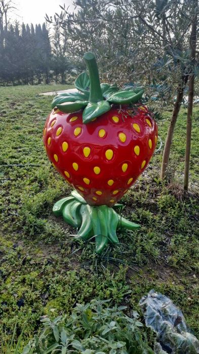 Figura truskawki  140cM