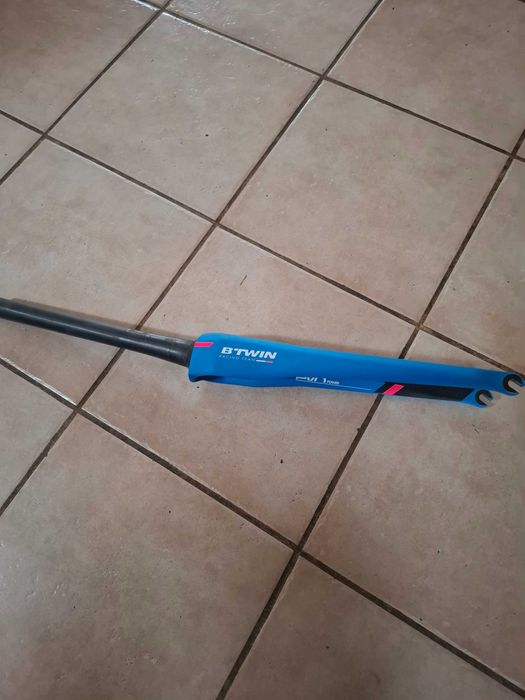 Widelec Szosowy Karbon Btwin 700 Mach 740CF N