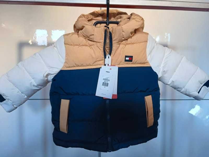 Tommy Hilfiger śliczna kurteczka 80 cm nowa