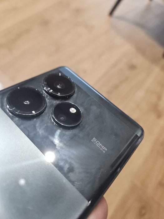 Realme GT6 8 GB / 256GB Razor Green Gwarancja