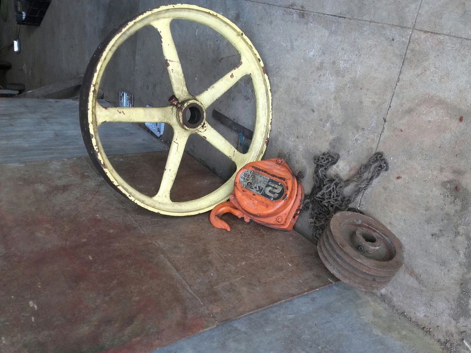 Polies guincho manual 2ton. Passados esfera 3"