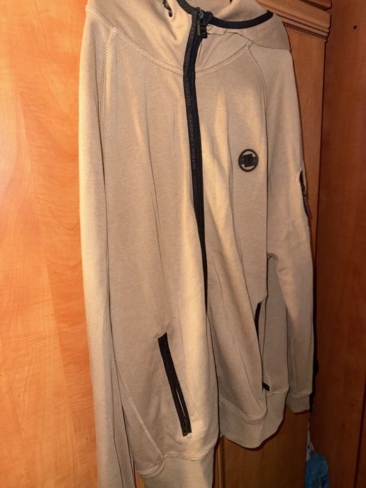Dres pitbull z plamka