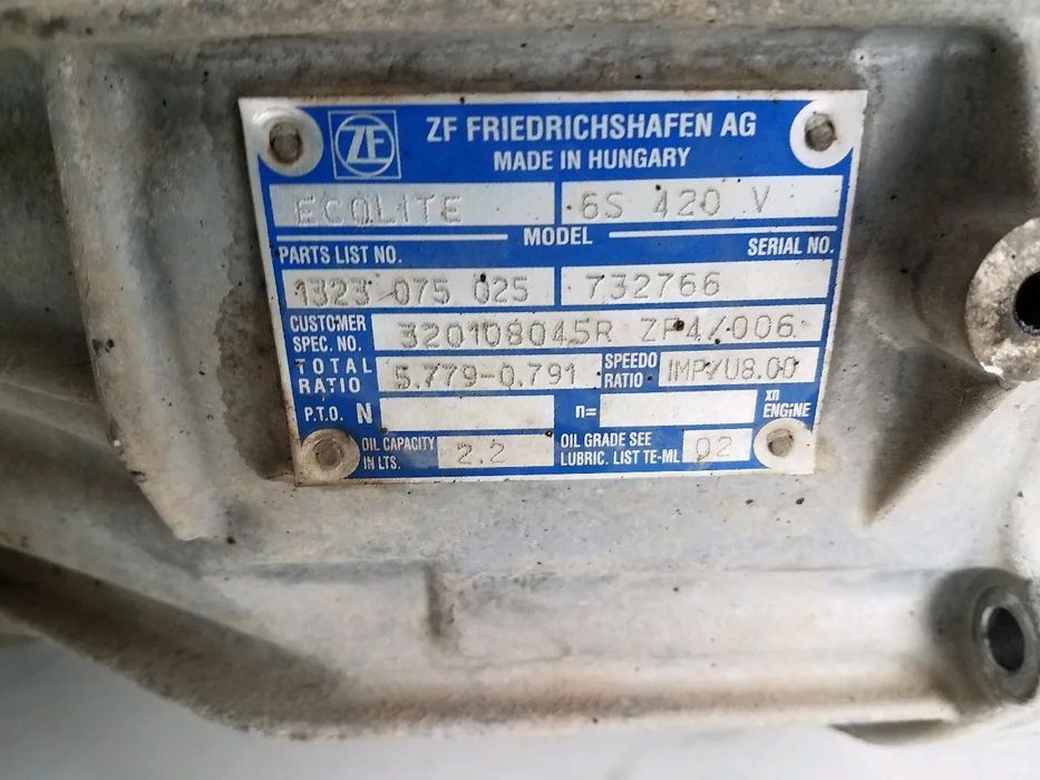 Caixa de Velocidades ZF4006 Renault