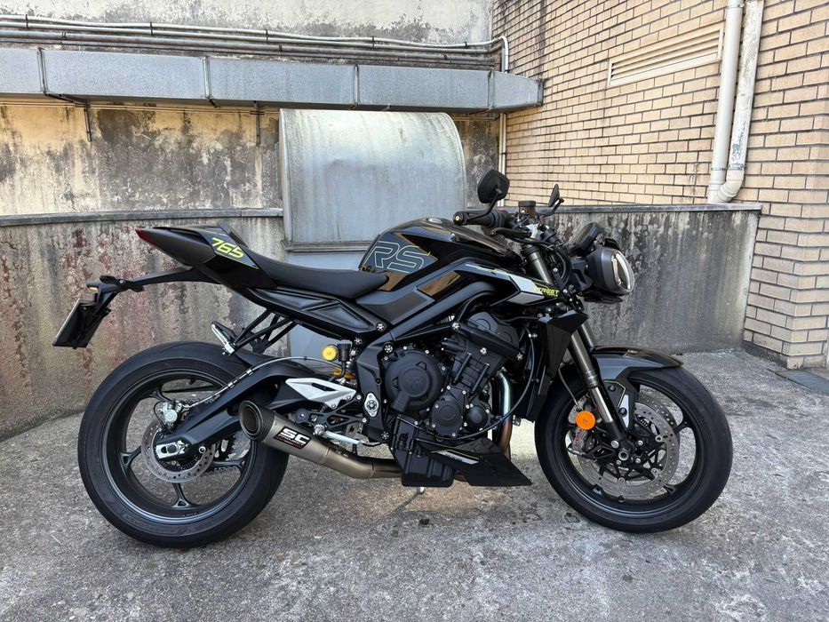 Triumph Street triple 765 rs 2024 Phanton Black, SC Project