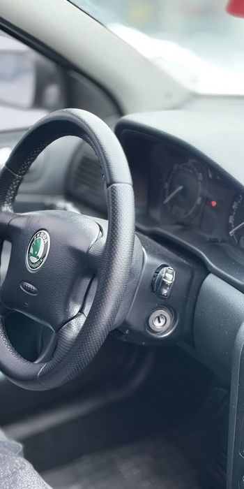 Щкода Октавія тур 1.9тді 2007р