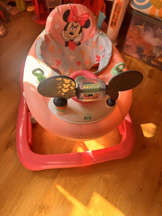 Andador / voador bright starts minnie