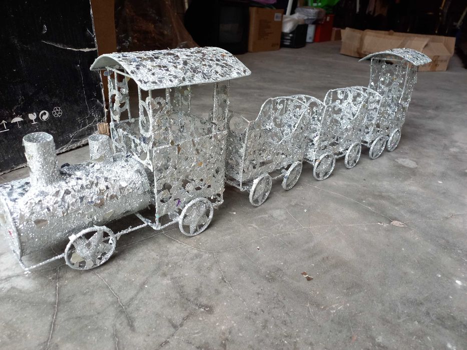 Comboio Decorativo Prateado com 3 carruagens