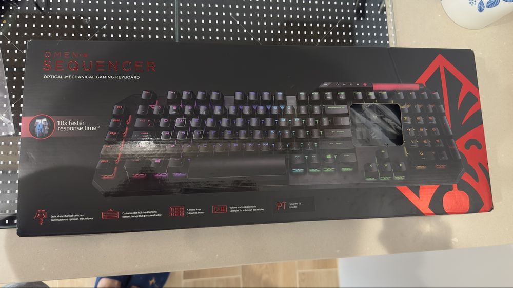 Vendo teclado ( + 1 de oferta ) 100% funcionais