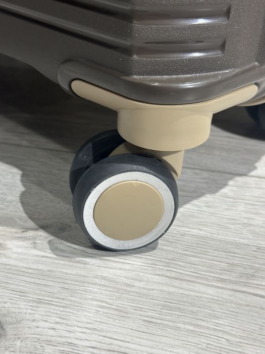 Валіза з поліпропілену MCS Ударостійка Туреччина Чемодан