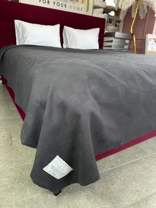 Покрывала-плед Maison D'or Serap 220*240 вафельные